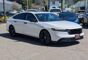 Resumen del Vehículo: Civic Sport 2026 Sedán 4 Puertas (2.0L 4 Cilindros Híbrido Gasolina/Eléctrico EVT) - Product Image 4