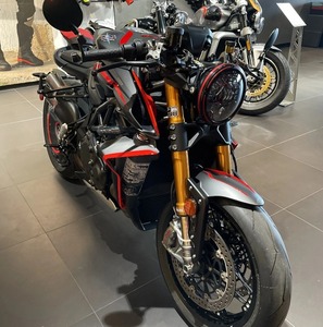 Último Modelo 2025 MV-Agusta Rush 1000, Motocicleta Deportiva con Modelo 3D - Product Image 2