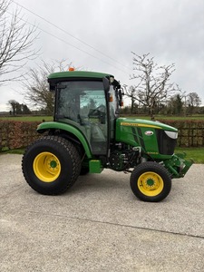 Tractor Compacto Johhn Deerre de 85HP con Caja de Cambios, Motor PLC y Garantía de 5+ Años - Product Image 4
