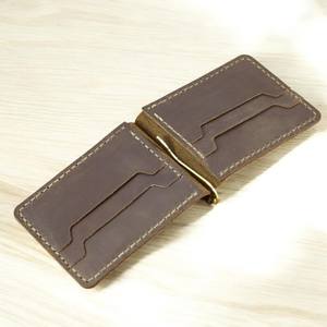 Portefeuille en cuir de vachette avec logo personnalisé vintage ouvert avec blocage RFID pour hommes Portefeuille à deux volets en cuir de cheval fou de vache véritable CHW-0044B de fenêtre avec 2 identifiants - Product Image 6