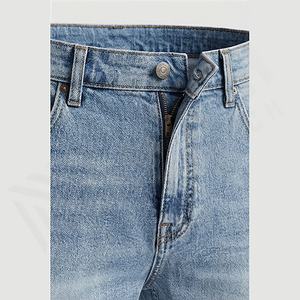 กางเกงยีนส์ผู้ชายทรงคลาสสิกผ้าฝ้ายขายส่งราคาพิเศษ ผลิตโดยโรงงานมืออาชีพ รับผลิตตามแบบ - Product Image 4