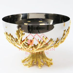 Bol à fruits en métal doré Ensemble de bols de luxe pour la maison avec décoration de table Flora - Product Image 6