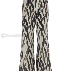 ชุดแม็กซี่เดรสยาวพิมพ์ลายผู้หญิงอินเดีย แขนกว้างพร้อมข้อมือยืดหยุ่น เข็มขัดเอวที่ถอดออกได้ คอวี - Product Image 1