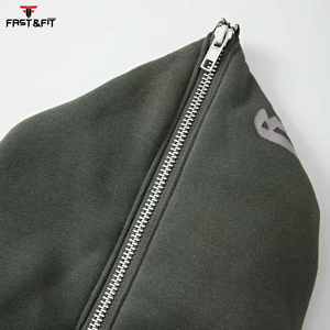 Sweats à capuche d'hiver de la meilleure qualité pour hommes, conception personnalisée, poids léger, prix bon marché, techniques de teinture unie brodées au Pakistan - Product Image 5