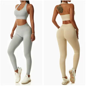 Logo personnalisé Ensemble de yoga pour femmes Motif solide Vêtements de sport Crop Tops Shorts Lounge Wear Ensemble de 2 pièces Placement de logo à la taille avant - Product Image 3