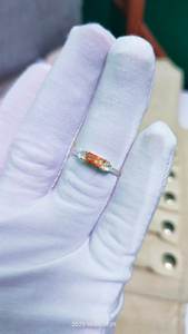 Diseño clásico Plata de Ley 925 Anillo de boda de compromiso de corte Baguette para mujer Piedra solar dorada Piedra lunar para fiestas de bodas - Product Image 5