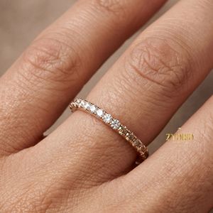 Anillo de Eternidad de Diamantes en Oro de 14K, Elegante Anillo Apilable para Boda, Joyería de Aniversario para Mujer - Product Image 3