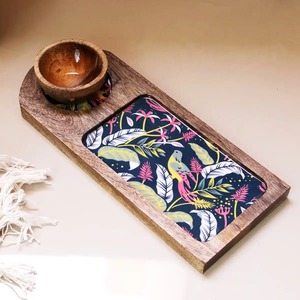 Plateau de service en bois moderne artisanal, base imprimée artistique, bol à trempette, plateau à collations pour les chips, les amuse-gueules, mariage, Diwali, table - Product Image 2