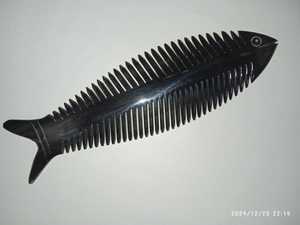 Precio directo de fábrica en peine común hecho a mano para peluquero de cuerno natural para desenredar cabello largo y grueso con curvas para uso en salón - Product Image 2