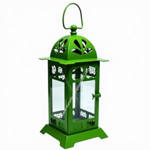 Linterna cuadrada de metal verde con recortes de estrellas y diamantes Portavelas decorativo hecho a mano para uso en interiores, exteriores y festivos - Product Image 4