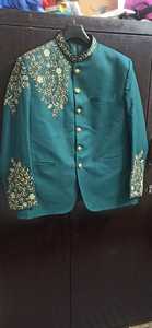 CON ESTILO ZARI BORDADO EN ABRIGO VERDE BOTELLA CON PANTALÓN VESTIDO Y TAMBIÉN ZAPATO A JUEGO CON VESTIDO PARA FIESTA/BODA @ 2023 - Product Image 4