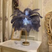 Lampe de bureau créative rechargeable en plumes d'autruche élégante pour la chambre à coucher