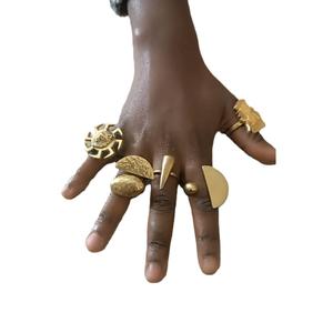 Anillos de dedo de latón personalizados de diseño único con iniciales personalizadas, anillos de dedo de latón de estilo antiguo para joyería de boda - Product Image 3