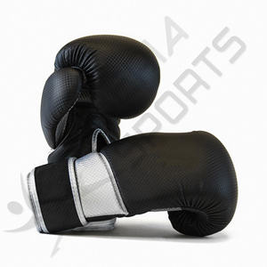 Gants de boxe professionnels personnalisés IBERIA de haute qualité Premium confortable Durable et léger vente en gros pour les arts martiaux - Product Image 4