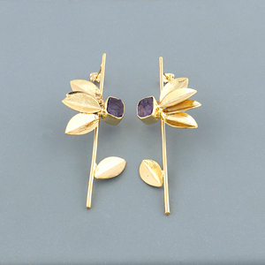 Pendientes de Moda Hipoalergénicos con Amatista Natural de Aspecto Crudo, Pendientes Colgantes de Latón con Baño de Oro de 18k, Diseño de Hoja para Mujer - Product Image 5