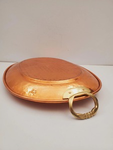 Bandeja de Servicio Dorada Ovalada Martillada Vintage con Doble Asa, Perfecta para Eventos, Fiestas y Uso Diario en la Cocina del Hogar, Procedente de la India - Product Image 6