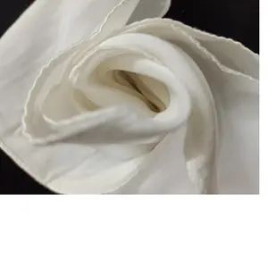 Bufandas de satén de seda en blanco hechas a medida hechas con Satén de seda 60 GSM disponibles en tamaño 4,5*36 pulgadas adecuado para teñir