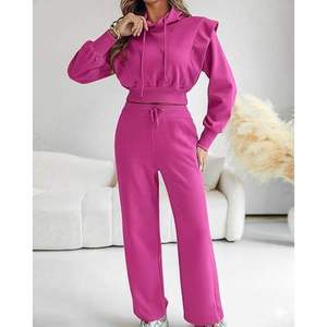 Conjunto Deportivo de Mujer, Sudadera Corta y Pantalones Anchos de Felpa de Algodón, Personalizable con Etiqueta Privada OEM Trackstar - Product Image 2