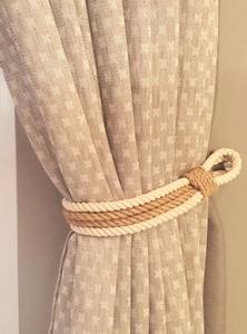 Attache de rideau en corde de jute et de coton fait main : Décoration rustique bohème - Product Image 2