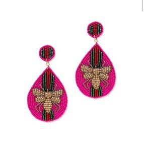 Pendientes colgantes bordados con cuentas hechos a mano a la moda con estilo con diseño en forma de corazón colores personalizados Unisex últimas empresas Hiba - Product Image 5