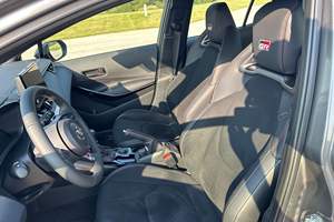 GR Corolla Circuit Edition 2023 - Product Image 4