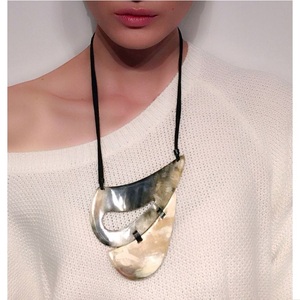 สร้อยคอโซ่แบบจิ๊กซอว์ทำจากเขาควายคลาสสิกสำหรับทุกเพศ สร้อยคอแบบเชื่อมต่อทันสมัย เหมาะเป็นของขวัญวันครบรอบสำหรับทุกเพศ - Product Image 2