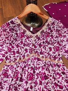 2024 alta calidad Indio Pakistán mujeres Kurti conjunto tradicional muselina seda Kurtis Venta caliente piezas colección para mujeres India - Product Image 6