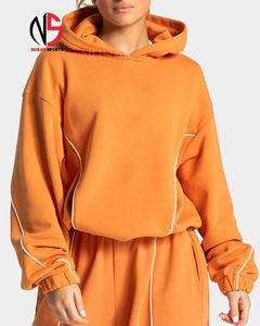 ชุดกีฬาขายดีสำหรับเทศกาลคริสต์มาส ไซส์ XL และ XXL ชุดจ็อกเกอร์ 2 ชิ้น ชุดคริสต์มาสสุขสันต์ พร้อมกางเกงคาร์โก้ไซส์ใหญ่ - Product Image 3