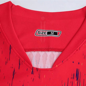 Uniforme de football de la meilleure qualité fabriqué au Pakistan pour les hommes, vêtements d'entraînement, uniforme de football au prix de gros - Product Image 3