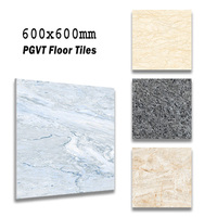 Carreaux de Sol en Porcelaine Émaillée Plein Poli Blanc Effet Marbre 600x600 pour Salon