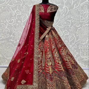 Lehenga Choli de Diseñador FABZONE, Ropa Casual para Bodas con Trabajo de Hilos Múltiples y Lentejuelas - Product Image 1