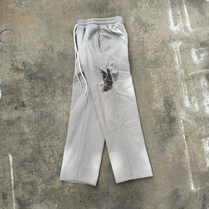 Vente en gros de pantalons évasés à jambe droite délavés au soleil pour hommes pantalons de survêtement sérigraphiés avec logo personnalisé pantalons surdimensionnés à long cordon de serrage - Product Image 3