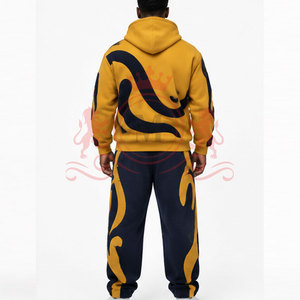 Trajes Deportivos de Chenilla con Bordado a la Moda, Hechos a Medida, Atuendo Informal, Trajes Deportivos con Bordado de Chenilla - Product Image 2