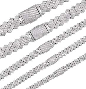 สร้อยคิวบันประดับเพชรโมอิสซาไนต์ทรงบาแกตต์เจียระไนแบบเต็มเม็ด ระดับความใส VVS พร้อมจี้และชาร์มสแตนเลสแท้ 925 - Product Image 2