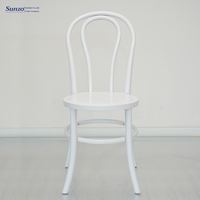 Chaise empilable de Thonet d'événement de bois courbé rustique de style de cru pour épouser des meubles de banquet