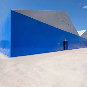 خيمة صناعية ذات هيكل فولاذي مربوط 31x51 متر، للمخزن المتين مع سعة تحميل 75 كجم للثلج