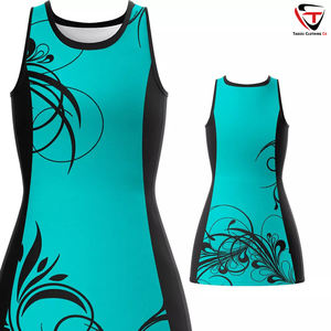 Vêtements de sport Netball personnalisés pour femmes Tissu en polyester évacuant l'humidité Kits d'uniformes d'équipe imprimés Vente en gros en vrac disponible - Product Image 6