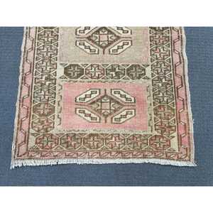 1.8x2.7 ft Turkish Rug, Rug, <b>Red</b> Solid Rug <b>Wool</b> - Product Image 4