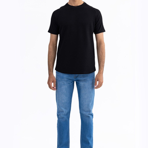 Camiseta de cuello redondo de corte regular para hombre Ringer hecha con telas suaves transpirables con logotipos de impresión y etiquetas privadas - Product Image 1