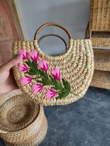 กระเป๋าถือสานลายดอกไม้คุณภาพสูงจากผักตบชวา สำหรับผู้หญิง งานฝีมือรักษ์โลก ผลิตในเวียดนาม - Product Image 6