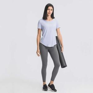 Camiseta deportiva de algodón 100% para mujer, camiseta informal de manga corta con cuello, ropa de entrenamiento de gimnasia activa cómoda para verano - Product Image 4