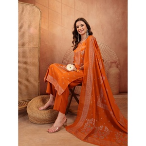 Conjunto de 3 Piezas de Kurta Floral de Chifón para Mujer, Primavera-Verano, 100% Algodón, Transpirable, Elegante, Corte Regular - Product Image 1