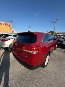 เกีย โซเรนโต้ แอลเอ็กซ์ วี-6 เอฟ-ดับเบิลยู-ดี ปี 2017 - Product Image 3