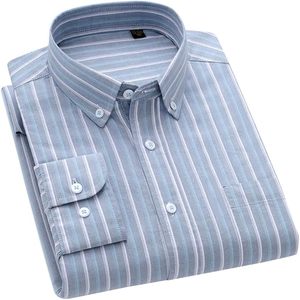 Robe de printemps personnalisée décontractée pour <span class=keywords><strong>homme</strong></span> <span class=keywords><strong>chemise</strong></span> de taille haute pour hommes chemises de <span class=keywords><strong>travail</strong></span> en coton chemises boutonnées de coupe régulière pour hommes à manches longues souples - Product Image 5
