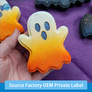 Bombes de bain organiques pour Halloween de marque privée OEM Effrayantes faites à la main Cadeaux premium pour le bain au Vietnam - Product Image 2