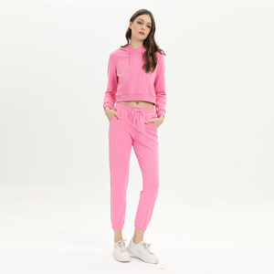 Conjuntos de Sudadera con capucha corta de dos piezas OEM para mujer, conjuntos de pantalones para correr de algodón 100%, conjuntos de Sudadera con capucha OEM de manga larga y conjuntos cortos - Product Image 2