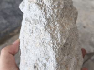 Pyrophyllite naturelle en bloc pour applications de pierre décorative et de sculpture, avec une texture lisse et une grande maniabilité - Product Image 2