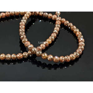 เพชรเม็ดกลมเจียระไนสีแดงธรรมชาติ AAA+ ขนาด 3.5-4.5 มม. - Product Image 1