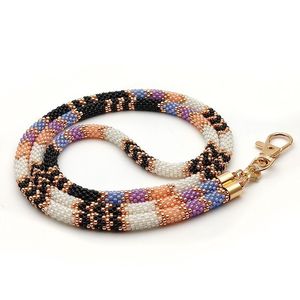Lanières tendance en perles de rocaille brodées pour le bureau, porte-clés, lanières DIY, motifs de perlage, artisanat, lanière en perles de rocaille - Product Image 4
