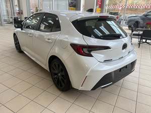 Voiture neuve à vendre : Full Option 2026 pour Hatchback XSE FWD Automatique Euro VI Intérieur foncé Caméra arrière - Product Image 3